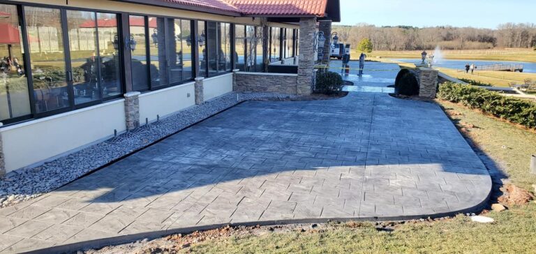 commercial-stamped-stained-patio-concrete